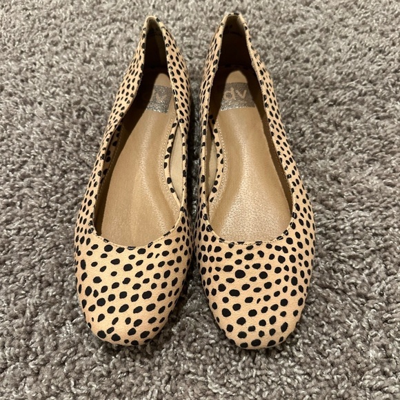 Dolce Vita Women Mybel Ballet Flat Cheetah Print Suede , size 8 - Picture 9 of 11